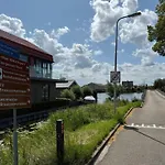 Eetcafe Punt Bed & Breakfast 3*