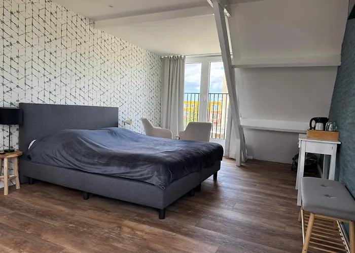 Eetcafe Punt Panzió Roelofarendsveen